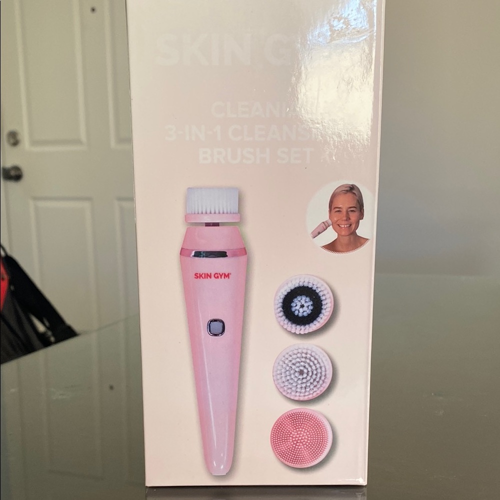 Pink 3-in-1 Cleansing Brush Set